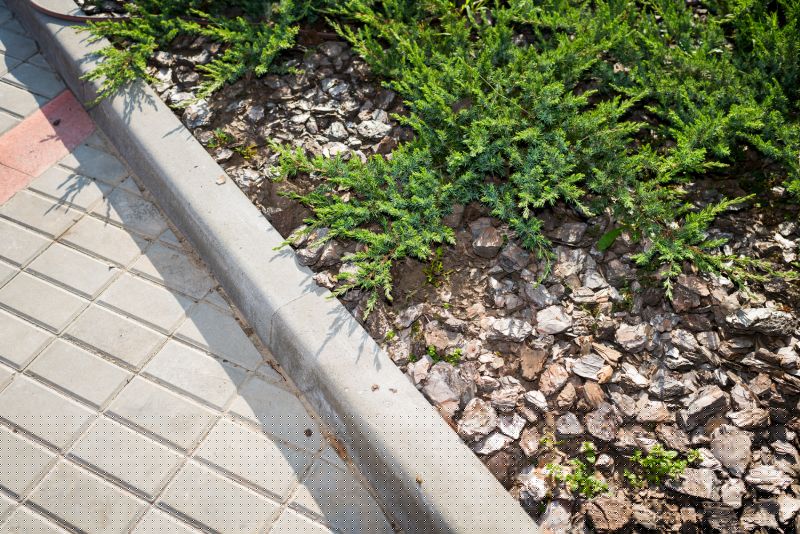 Pavement Curb Installation