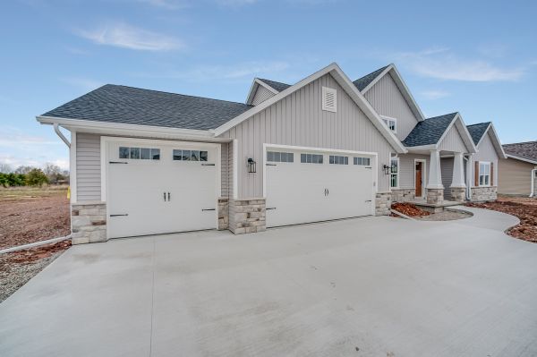 Cost of Concrete Driveway Pouring in Edmonds