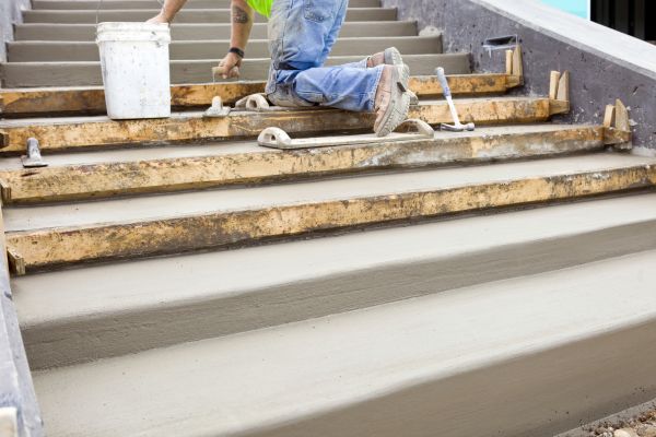 Concrete Steps Pouring in Edmonds