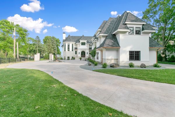 Concrete Driveway Installation in Edmonds