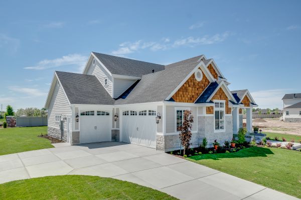 Cost of Concrete Driveway Paving in Edmonds