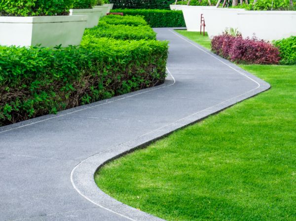 Walkway Curb Installation in Edmonds