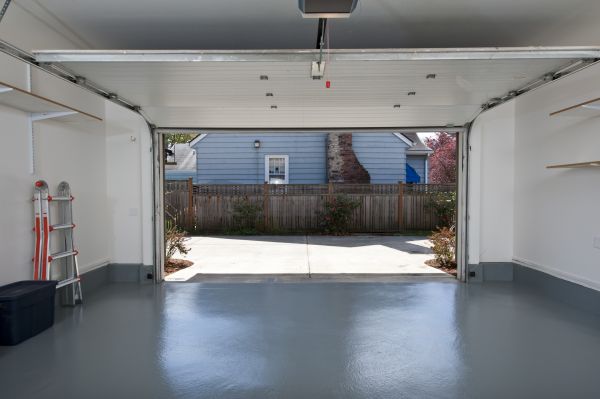 Cost of Garage Pad Pouring in Edmonds