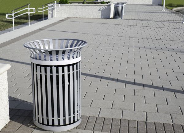 Courtyard Pavement Service in Edmonds
