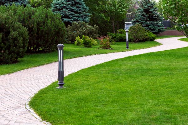 Backyard Sidewalk Installation in Edmonds